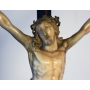 La Sculpture du Christ en ivoire. S: XIX