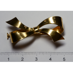 Broche-agulla en forma de lazo en ouro