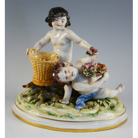 La figura de porcellana decorada italià