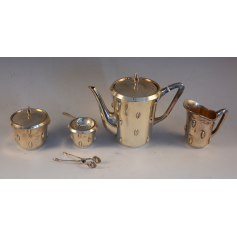 Game coffee service in silver