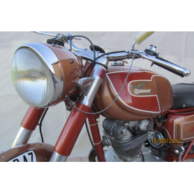  Moto Ducati 250cc. Deluxe totalment restaurat
