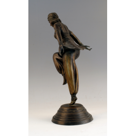 Figura bailarina Art-decó en bronce.