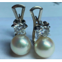 Set di orecchini in oro bianco di legge con brillanti, diamanti e perle