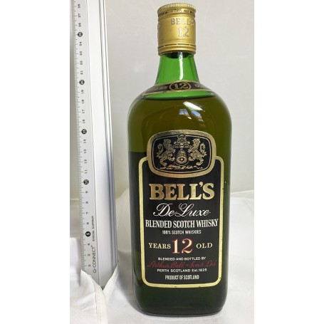 Bell's. 12 years. De Luxe. 1980s.