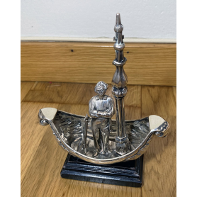 Fisherman figure in sterling silver. S .: XX