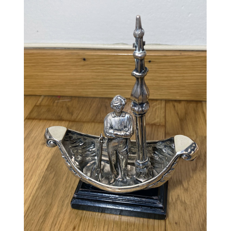 Figura de pescador en prata de lei. S.: XX