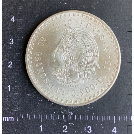 Moeda de 5 pesos. 30 gramos prata 900 mm. 1948.