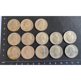 Lot von 12 QUARTER-DOLLAR-Münzen verschiedene Daten