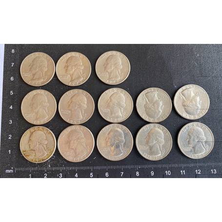 Lote de 12 moedas de CUARTO DE DÓLAR de diferentes datas