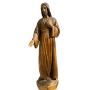La figura dell'Arcangelo sul legno intagliato