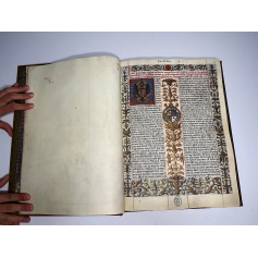 Libro -Genealogía de los Reyes de España-